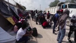 Gad Fwontalyè Ameriken Arete Tout Migran ki Travèse Fwontyè Meksik la San Dokiman 