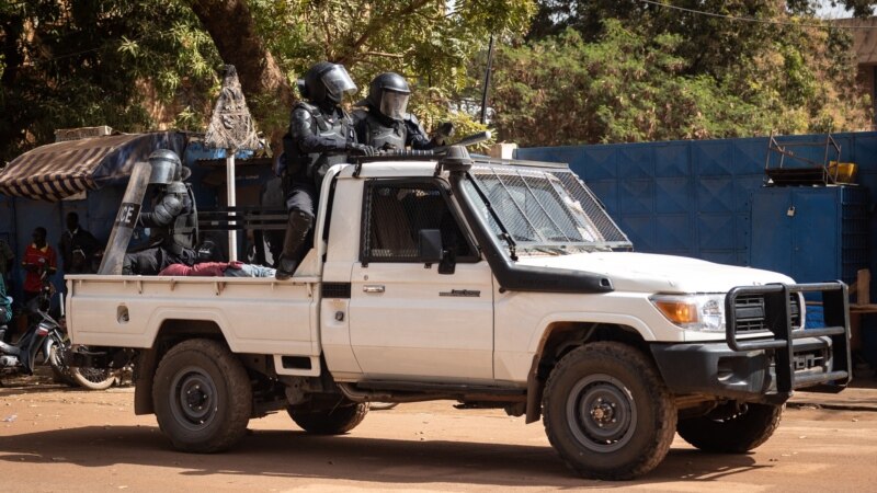 Onze civils tués dimanche dans une attaque dans le Nord du Faso