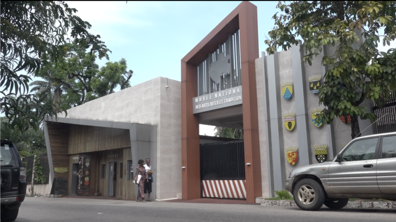 Le musée des arts et traditions de Libreville reprend des couleurs