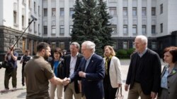 美國參議院共和黨領袖會晤烏克蘭總統澤連斯基