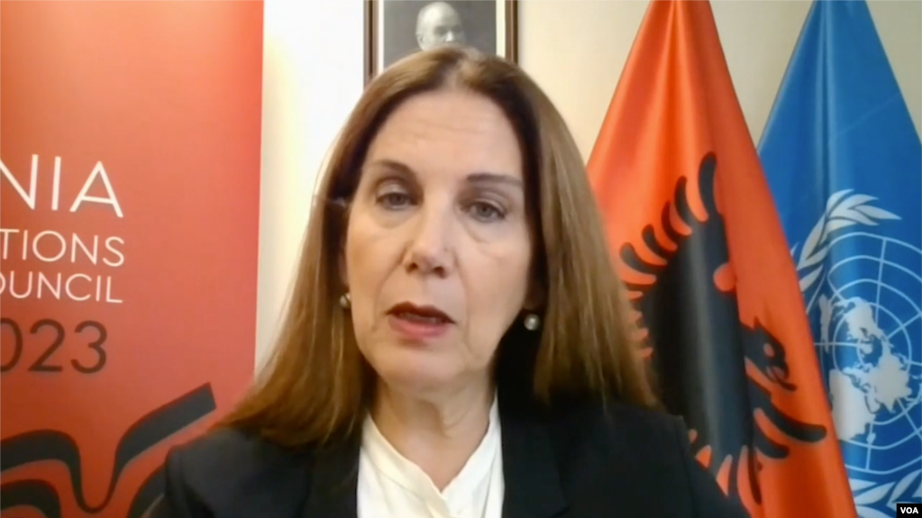 Pasojat e luftës në Ukrainë tek sezoni veror dhe strategjia e turizmit në Shqipëri