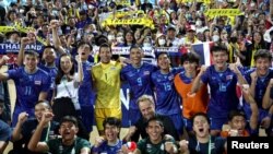 ဆီမီးဖိုင်နယ်ပွဲအနိုင်ရခဲ့တဲ့ ထိုင်းဘောလုံးအသင်း အောင်ပွဲခံစဉ်။ (မေ ၁၉ ၊ ၂၀၂၂) 