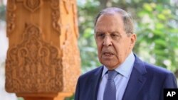 Sergey Lavrov MDH tashqi ishlar vazirlari yig'inida, Dushanbe, 13-may, 2022