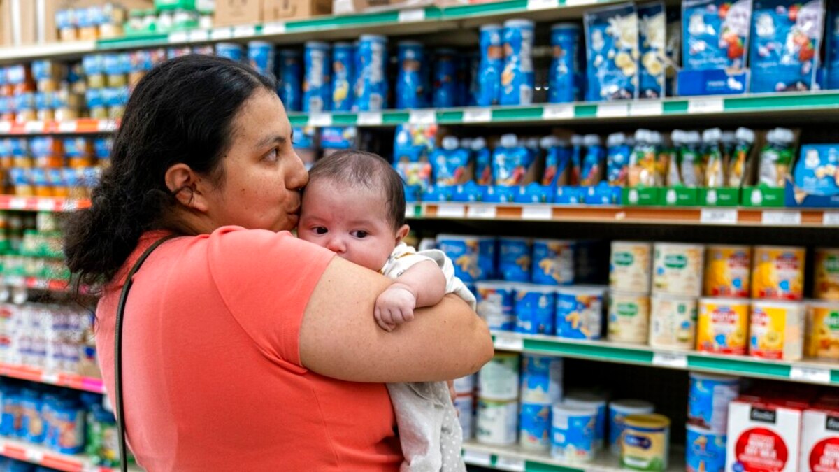 Baby Formula Shortage Highlights US Racial Disparities - Vimarsana News