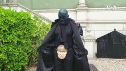 Putin Critics Flee Russia