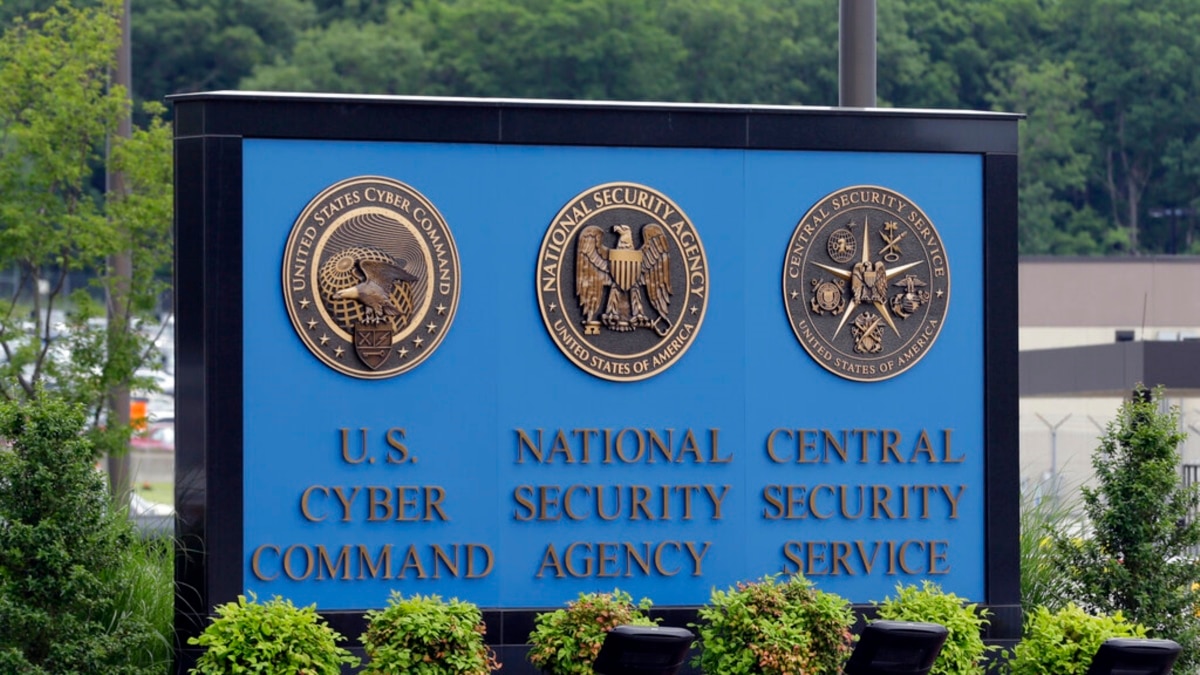 US Spy Agencies Urged to Fix Open Secret: A Lack of Diversity