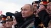 Президент Росії Володимир Путін на військовому параді у Москві 9 травня 2022 р.