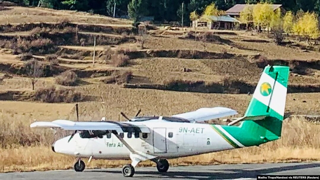 Avion kompanije Tara Er kakav je nestao u Nepalu