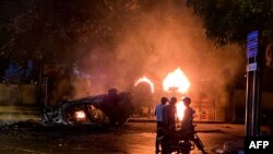 سری لنکا میں پرتشدد مظاہرے، جلاؤ گھیراؤ