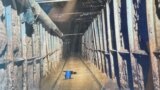 Esta foto sin fecha proporcionada por Investigaciones de Seguridad Nacional muestra el interior de un túnel transfronterizo entre Tijuana, México, y el área de San Diego.