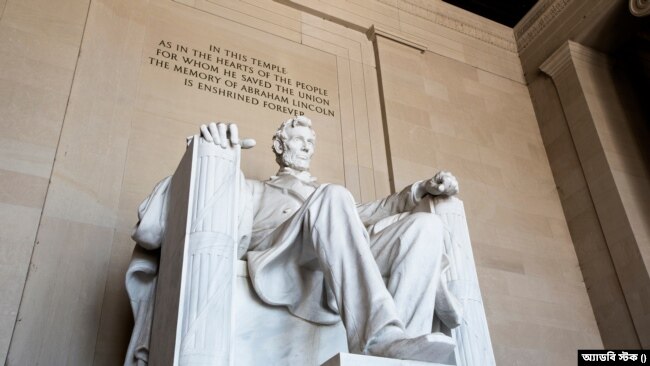 Tượng đài của Tổng thống Abraham Lincoln tại Washington, người được đánh giá là Tổng thống giỏi nhất nước Mỹ.