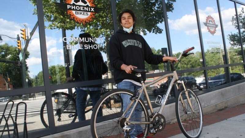After-School Program Teaches Teens How to Fix, ‘Earn a Bike’