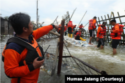 Tanggul jebol ada di tiga titik, dua selebar 20 meter dan satu selebar 8 meter. (Foto: Humas Jateng)