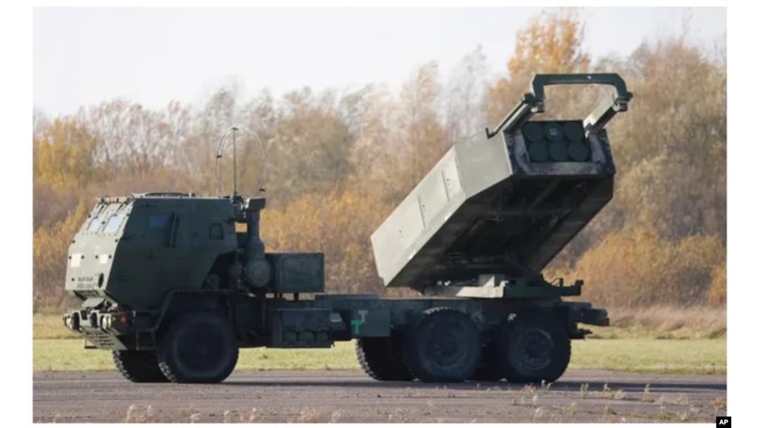 미군이 보유한 M142 고속기동 포병 로켓시스템(HIMARS)