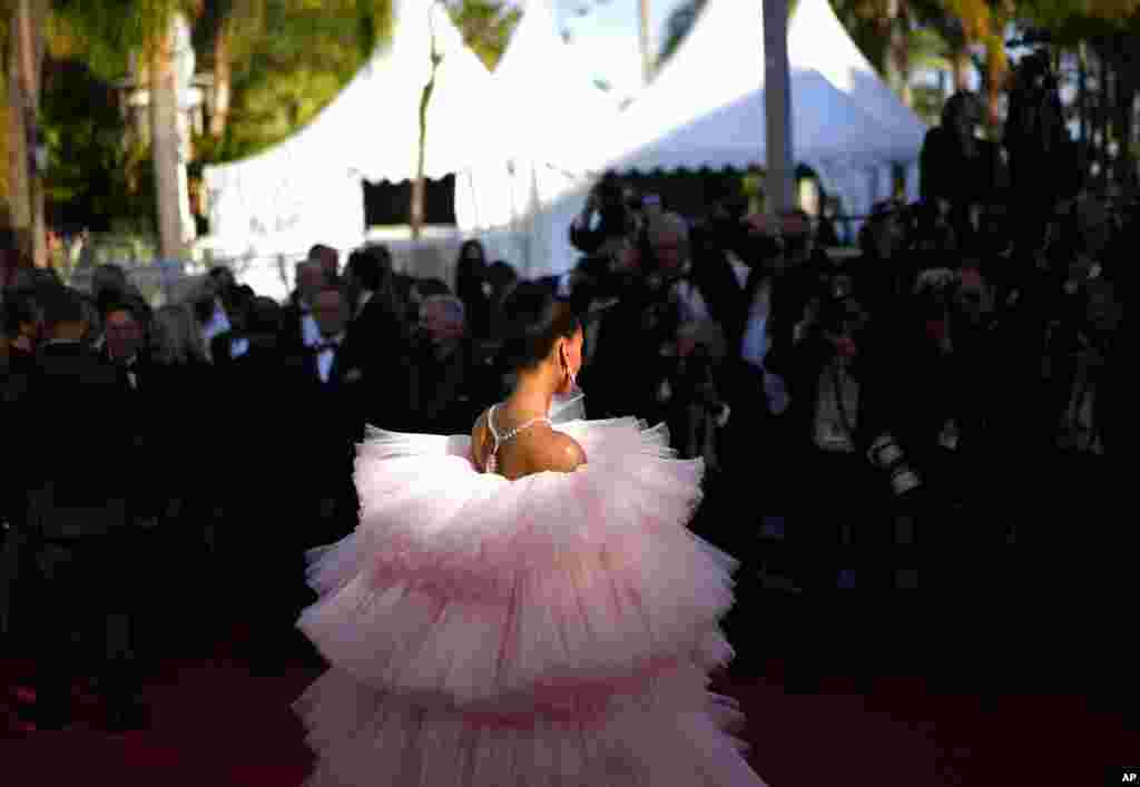 Cindy Bruna poses for photographers upon arrival at the premiere of the film &quot;Armageddon Time&quot; at the 75th international film festival, Cannes, southern France.