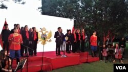 Crnogorski premijer Dritan Abazović na prijemu u Vili Gorica povodom Dana nezavisnosti Crne Gore (Foto: VOA)