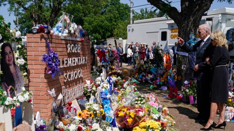 Fusillade dans une école au Texas: Joe et Jill Biden consolent les familles