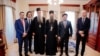 ARHIVA - Premijer Crne Gore Dritan Abazović (drugi s desna) i patrijarh SPC Porfirije (treći s desna) i njihovi saradnici pre sastanka u manastiru Ostrog (Foto: Vlada Crne Gore) 