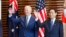 Tổng thống Hoa Kỳ Joe Biden (trái) và Thủ tướng Nhật Bản Fumio Kishida trong một cuộc họp của Nhóm Bộ tứ.