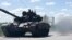 Ukrainian Tanks Seen Heading to Kramatorsk 