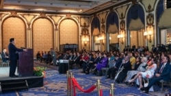 Thủ tướng Phạm Minh Chinh phát biểu với kiều bào tại thành phố San Francisco, Hoa Kỳ, ngày 17/5/2022. Photo VGP.