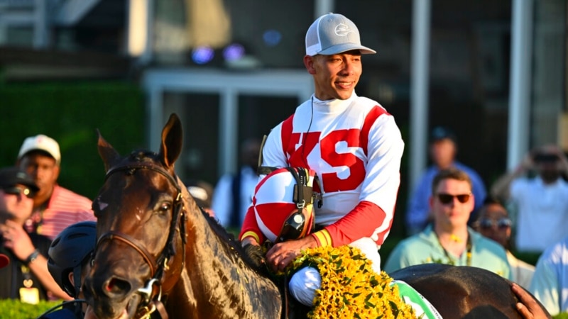 Early Voting Holds off Epicenter to Win Preakness Stakes