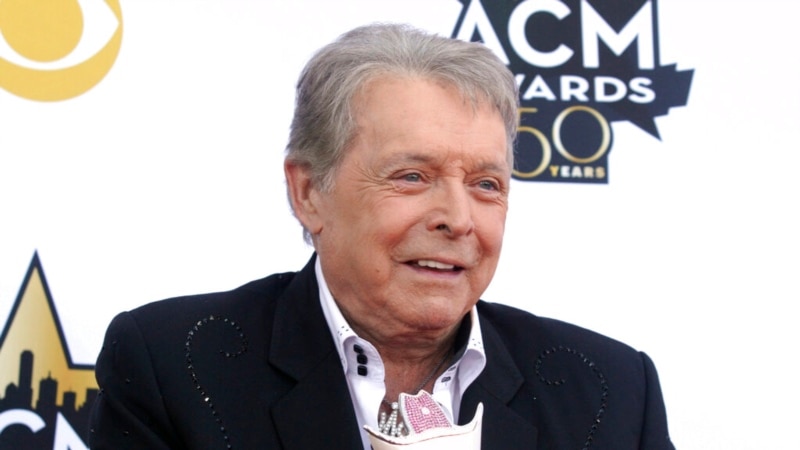 Mickey Gilley, Who Helped Inspire 'Urban Cowboy,' Dies at 86