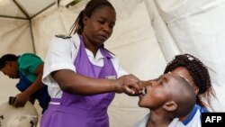 Parmi d'autres actions, "des vaccins anticholériques sûrs, administrés par voie orale, doivent être utilisés", selon l'OMS.