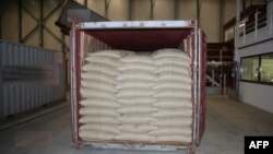 Le véhicule dans lequel la drogue a été découverte transportait officiellement un chargement de farine de manioc. (photo d'illustration)