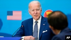 바이든 대통령이 13일 국무부 청사에서 열린 미-아세안 특별정상회의에서 발언하고 있다.