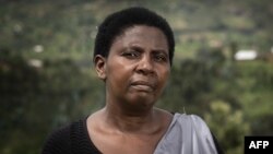 "Ma plus grande crainte était pour mes enfants, je ne savais pas comment les protéger", raconte Juliet Mukakabanda, ici au mémorial Murambi à Nyamagabe, dans le sud du Rwanda, le 21 avril 2022.