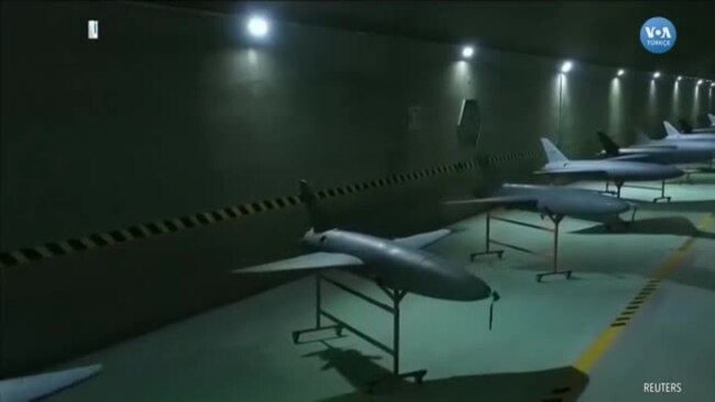 İran Ordusundan Gizli Yeraltı Üssünde ‘Drone Gösterisi’ 