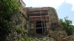 Dergehê Dîrokî yê Kelha Amêdîyê, Mîrgeha Behdînan Tê Nûjenkirin 