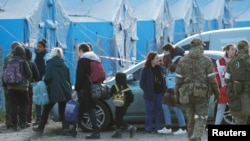 UKRAINE-CRISIS/AZOVSTAL-EVACUATION