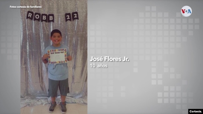 José Flores Jr., 10 años