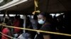 Cinco heridos en accidente de bus con migrantes en Panamá
