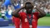 L'attaquant sénégalais de Liverpool, Sadio Mane, réagit après la défaite de son équipe en finale de la Ligue des champions de l'UEFA face au Real Madrid au Stade de France à Saint-Denis, au nord de Paris, le 28 mai 2022.