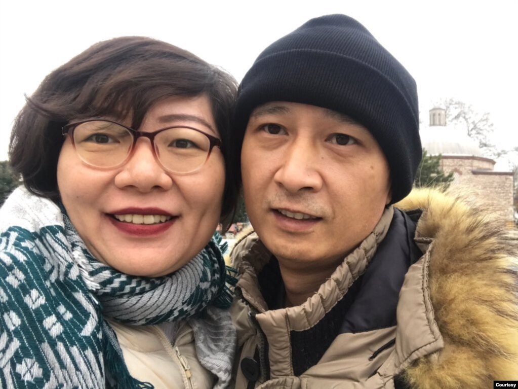 “长沙富能”负责人程渊和妻子施明磊(photo:VOA)