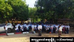  နှစ်နိုင်ငံ MOU အရ ထိုင်းဘက်ကို တရားဝင်သွားမယ့် မြန်မာအလုပ်သမားများ။ (ယခင်မှတ်တမ်းဓာတ်ပုံ)