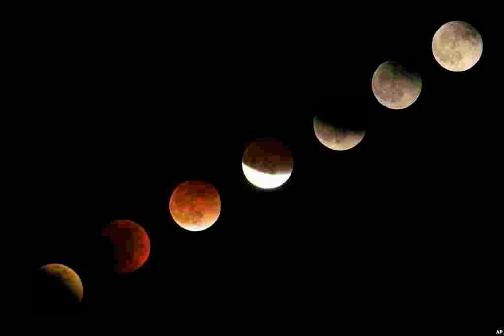 Esta combinación de imágenes muestra la luna en varias etapas del eclipse lunar total durante la primera luna de sangre del año, en Temple City, California.