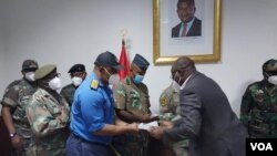 General rudzani maphwanya da Africa do Sul em Malanje