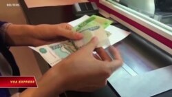 Chuyên gia: Đồng rúp Nga sẽ sớm lụn bại