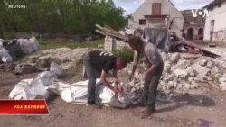 Ukraine nhặt xác lính Nga để trao đổi tù binh