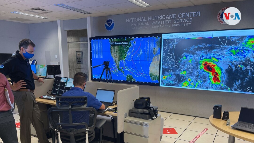 Los meteorólogos se preparan para una temporada de huracanes intensa. Y  sobre todo para comunicar sus riesgos