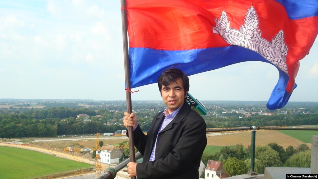 រូបឯកសារ៖ លោក អៀ ចាន់​ណា ដែល​ជា​អតីត​សកម្មជន​គណបក្ស​សង្រ្គោះ​ជាតិ​នៅ​ក្រៅ​ប្រទេស ត្រូវ​បាន​ចាប់​ខ្លួន កាល​ពី​ថ្ងៃ​ចន្ទ ពាក់​ព័ន្ធ​នឹង​សំណុំ​រឿង​ក្បត់​ជាតិ។ (រូបថត​ពី Facebook/Ir Channa)