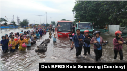 Rob di Semarang disebabkan penurunan muka tanah sekaligus faktor perubahan iklim. (Foto: Dok BPBD Kota Semarang)