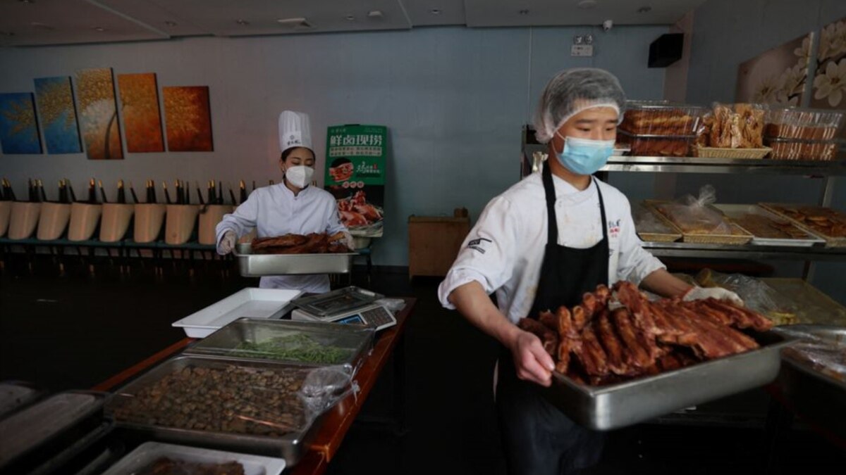 COVID or Not, Sales of Peking Duck Continues - Vimarsana News