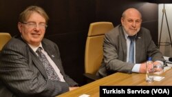 Avrupa Konseyi Parlamenterler Meclisi'nde Türkiye'nin izlenmesinden sorumlu eş raportörler İngiliz milletvekili John Howell ve Letonya milletvekili Boriss Cilevics