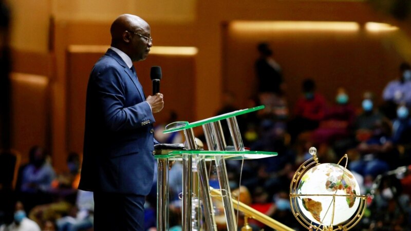 Un pasteur populaire déclare sa candidature à la présidence du Nigeria
