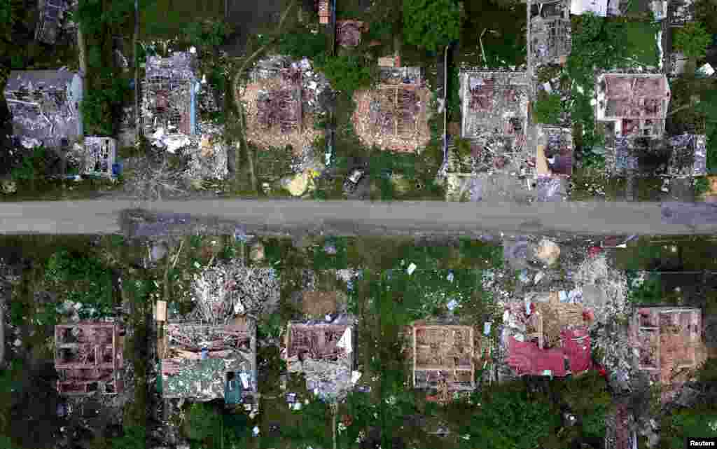 A view of a shelled area in Vilkhivka in the outskirt of Kharkiv, Ukraine, amid Russia&#39;s attack on Ukraine, May 28, 2022.